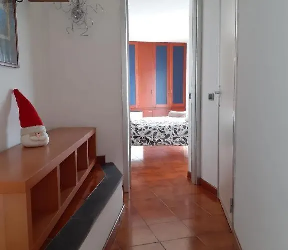 아파트 Cadorna Fronte Mare 알라시오