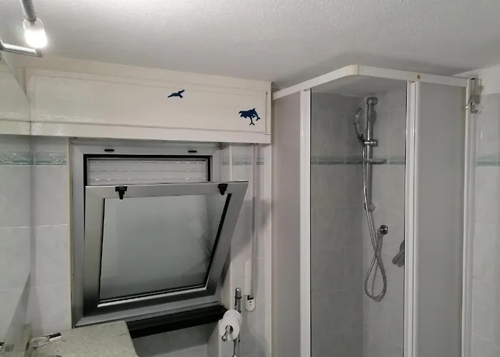 Cadorna Fronte Mare 아파트 *