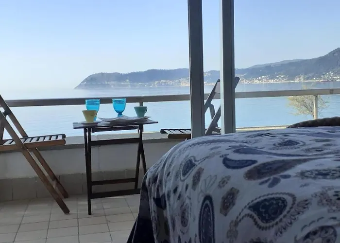 Lägenhet Cadorna Fronte Mare