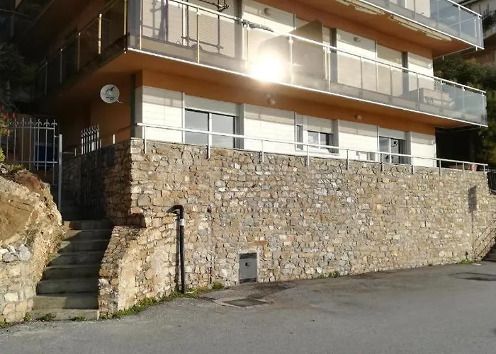 Cadorna Fronte Mare 알라시오